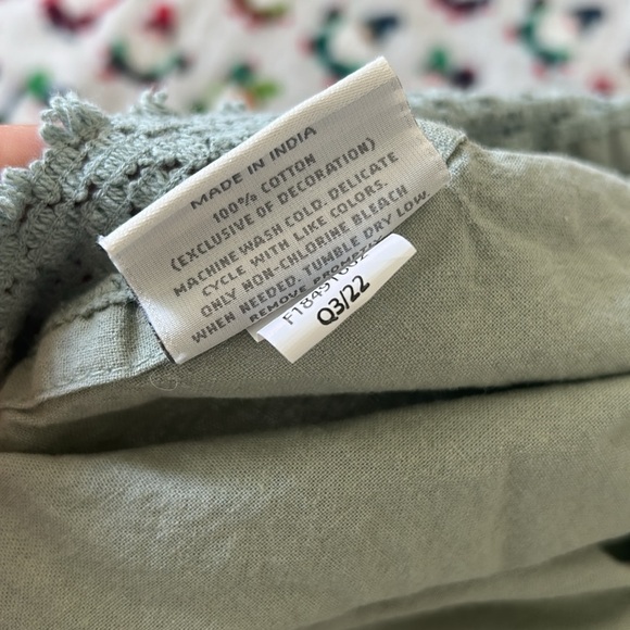 Studio McGee green lace table cloth round 100% cotton - Picture 5 of 5